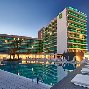 https://riu-playa-cala-millor.allmallorcahotels.com